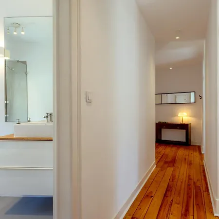Large Family Apartment, * 리스본